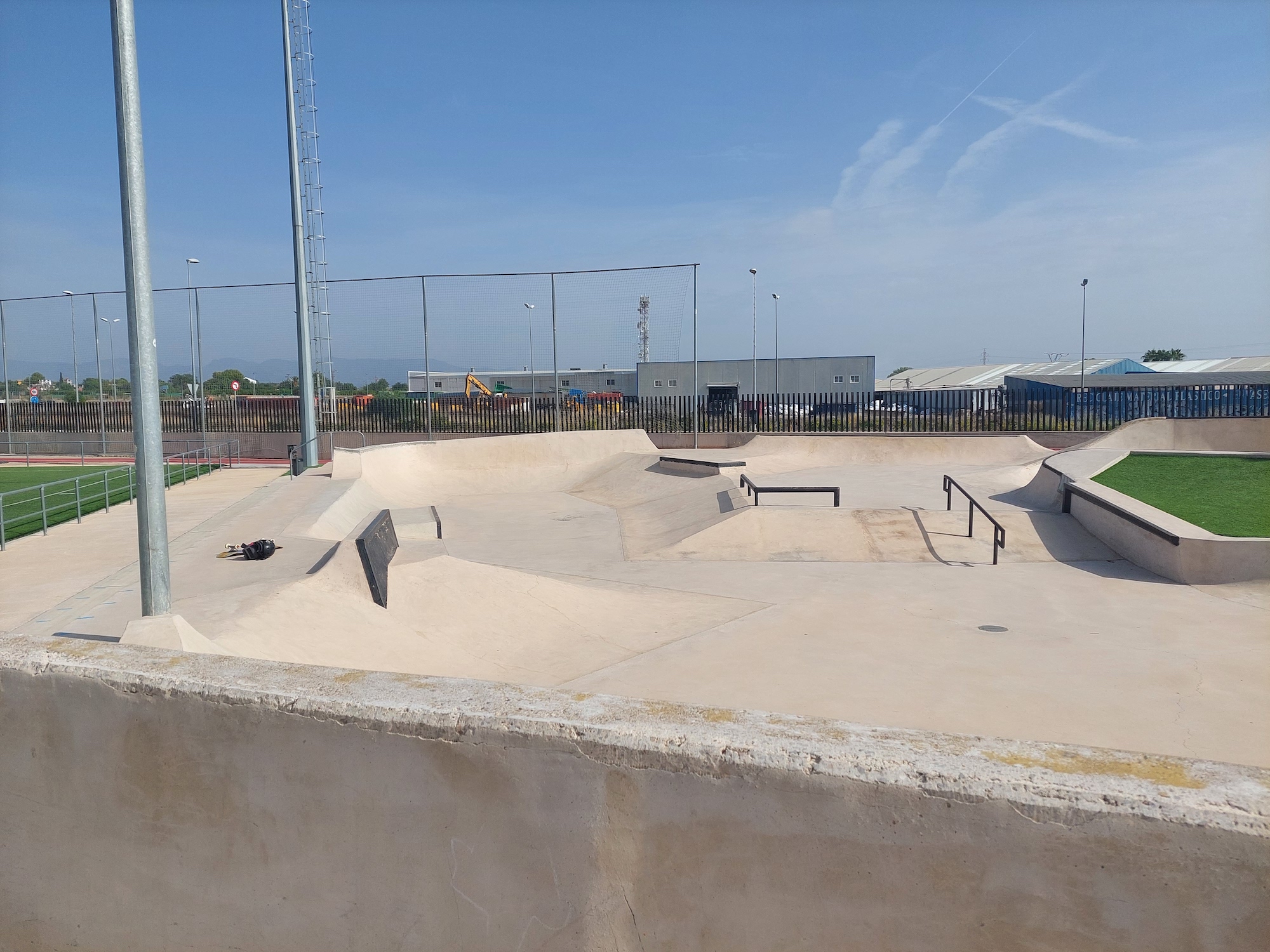 La Pobla de Vallbona skatepark